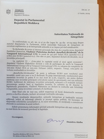Dumitru Alaiba a scris o solicitare catre ANI pentru a face clarificari in declaratia de avere a lui Vlad Plahotniuc: „Dividendele de peste 3 milioane EURO nu apar din aer, ci din investitii” - DOC Dumitru Alaiba a scris o solicitare catre ANI pentru a face clarificari in declaratia de avere a lui Vlad Plahotniuc: „Dividendele de peste 3 milioane EURO nu apar din aer, ci din investitii” - DOC