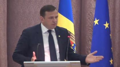 Andrei Nastase a tinut un discurs in fata angajatilor de la MAI. Ministrul Afacerilor Interne spune ca se va intalni cu ambasadorul SUA si UE la Chisinau Andrei Nastase a tinut un discurs in fata angajatilor de la MAI. Ministrul Afacerilor Interne spune ca se va intalni cu ambasadorul SUA si UE la Chisinau