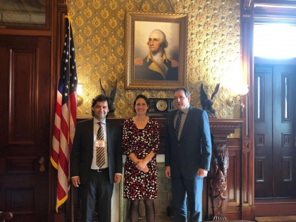 Nicu Popescu s-a intalnit astazi cu Fiona Hill si John Erath, membri ai Consiliului National de Securitate de la Casa Alba: "A fost o intalnire de confirmare a sprijinului foarte puternic pe care noul guvern il are in acest moment din partea SUA" - FOTO Nicu Popescu s-a intalnit astazi cu Fiona Hill si John Erath, membri ai Consiliului National de Securitate de la Casa Alba: "A fost o intalnire de confirmare a sprijinului foarte puternic pe care noul guvern il are in acest moment din partea SUA" - FOTO