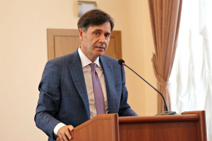 Directorul Agentiei Proprietatii Publice, Vladimir Baldovici, va fi demis din functie. Maia Sandu: "Furturile publice care continua si dupa fuga rusinoasa a lui Plahotniuc vor fi oprite imediat" Directorul Agentiei Proprietatii Publice, Vladimir Baldovici, va fi demis din functie. Maia Sandu: "Furturile publice care continua si dupa fuga rusinoasa a lui Plahotniuc vor fi oprite imediat"