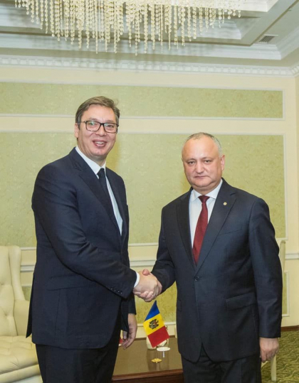 Igor Dodon se afla intr-o vizita la Minsk. Presedintele s-a intalnit cu presedintele Serbiei - GALERIE FOTO