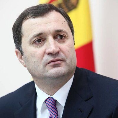 Vlad Filat: "Daca reuseam sa-l demit si pe Procurorul General de atunci Zubco, dar si pe fostul guvernator Dragutanu sunt sigur ca nu ajungeam la frauda bancara, evitam tragedia din Padurea Domneasca si multe alte lucruri rele care s-au intamplat in acest stat...” - VIDEO Vlad Filat: "Daca reuseam sa-l demit si pe Procurorul General de atunci Zubco, dar si pe fostul guvernator Dragutanu sunt sigur ca nu ajungeam la frauda bancara, evitam tragedia din Padurea Domneasca si multe alte lucruri rele care s-au intamplat in acest stat...” - VIDEO