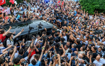 Alegeri Istanbul: Candidatul lui Erdogan isi recunoaste infrangerea. Rezultate partiale Alegeri Istanbul: Candidatul lui Erdogan isi recunoaste infrangerea. Rezultate partiale