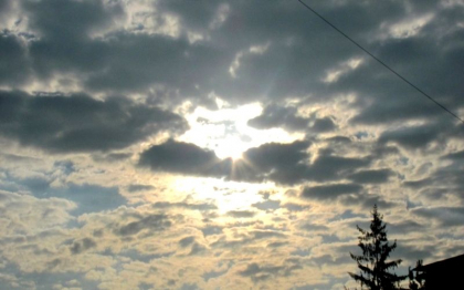 Maxime de pana la 30 de grade, insotite de ploi vom avea astazi. Cum va fi vremea in urmatoarele zile. Prognoza meteo - FOTO