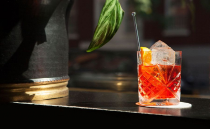 AVA 1727 WINE BAR & RESTAURANT - SINGURUL LOCAL DIN CAPITALA DIN CADRUL NEGRONI WEEK 2019. „TOTI BANII ADUNATI VOR FI DONATI"