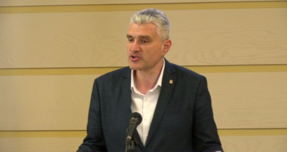 "Ati spus ca sunteti rus de nationalitate, interesul cui l-ati reprezentat la Moscova?" Cum raspunde Alexandru Slusari "Ati spus ca sunteti rus de nationalitate, interesul cui l-ati reprezentat la Moscova?" Cum raspunde Alexandru Slusari