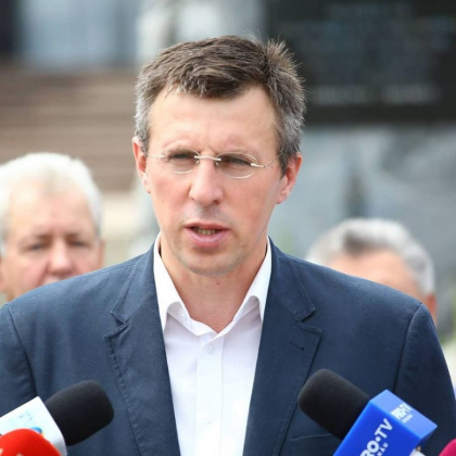Dorin Chirtoaca: "Stimati colegi, nu va jucati cu focul! Scoaterea la lumina a fraudelor legate de furtul miliardului, laudromat si privatizari este cruciala pentru parcursul european al RM" 