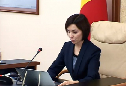 Maia Sandu cere sa se investigheze cum corturile IGSU au ajuns sa fie instalate la protestele democratilor: "Cum aceste corturi au ajuns in mainele lui Tutu si altora ca el si sa ne clarificam cum proprietatea publica e folosita ilegal" Maia Sandu cere sa se investigheze cum corturile IGSU au ajuns sa fie instalate la protestele democratilor: "Cum aceste corturi au ajuns in mainele lui Tutu si altora ca el si sa ne clarificam cum proprietatea publica e folosita ilegal"