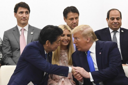 Moment stanjenitor pentru Ivanka Trump la Summitul G20. Ce a facut langa liderii mondiali Moment stanjenitor pentru Ivanka Trump la Summitul G20. Ce a facut langa liderii mondiali