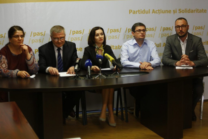 Maia Sandu nu mai este presedintele fractiunii PAS din parlament. Cine i-a luat locul Maia Sandu nu mai este presedintele fractiunii PAS din parlament. Cine i-a luat locul