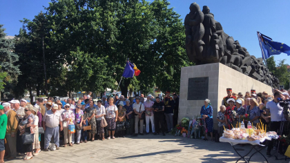 Victimele deportarilor staliniste, comemorate de cabinetul de ministri - VIDEO Victimele deportarilor staliniste, comemorate de cabinetul de ministri - VIDEO