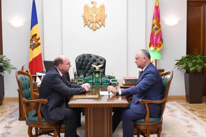 Igor Dodon a avut o intrevedere cu ambasadorul Rusiei in Republica Moldova, Oleg Vasnetov. Despre ce au discutat oficialii - FOTO Igor Dodon a avut o intrevedere cu ambasadorul Rusiei in Republica Moldova, Oleg Vasnetov. Despre ce au discutat oficialii - FOTO