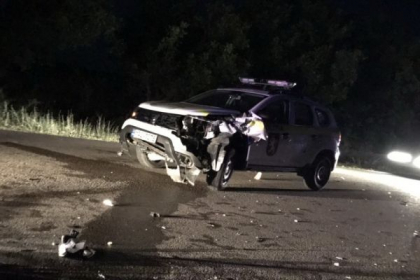 Tragedie la Chirsova, Gagauzia. O masina de politie s-a ciocnit violent cu doua motocicleta. Un tanar s-a stins pe loc