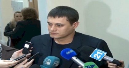 Dupa 5 ani, Adrian Boldurescu este restabilit in functia de sef al Directiei generale transport public si cai de comunicatie. Judecatoria Chisinau a emis un ordin in acest sens: primaria, obligata sa-i achite jumatate de milion de lei
