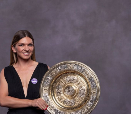 Cum a aparut Simona Halep alaturi de Novak Djokovic la Balul Campionilor de la Wimbledon