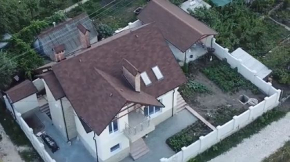 Seful-adjunct al Politiei din Chisinau, Silviu Musuc, a demisionat. Cu ce avere pleaca functionarul - VIDEO/FOTO - Anticoruptie.md Seful-adjunct al Politiei din Chisinau, Silviu Musuc, a demisionat. Cu ce avere pleaca functionarul - VIDEO/FOTO - Anticoruptie.md