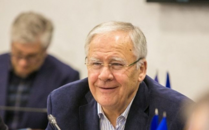 Dumitru Diacov - noul presedinte al fractiunii PD, iar Vladimir Cebotari - vicepresedinte. Anuntul facut in plenul parlamentului Dumitru Diacov - noul presedinte al fractiunii PD, iar Vladimir Cebotari - vicepresedinte. Anuntul facut in plenul parlamentului