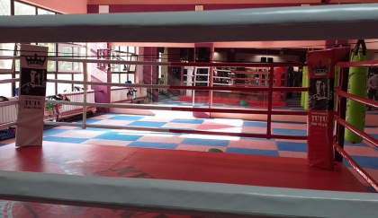 Descinderi in sala de sport, care ar apartine lui Constantin Tutu. Octavian Ticu: "Am descoperit ca in conditii absolut netransparente, regimul oligarhic a instrainat, gratis si fara plata pentru arenda, una din salile de sport ale Centrului National de Pregatire a Loturilor Olimpice" - FOTO