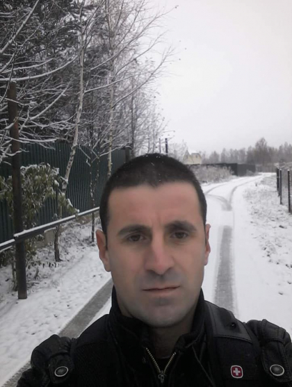 S-a pornit din Rusia spre Moldova, dar n-a mai ajuns. Un moldovean este cautat cu disperare de rude dupa ce s-a oprit in Ucraina, a iesit din microbuz si nu s-a mai intors S-a pornit din Rusia spre Moldova, dar n-a mai ajuns. Un moldovean este cautat cu disperare de rude dupa ce s-a oprit in Ucraina, a iesit din microbuz si nu s-a mai intors