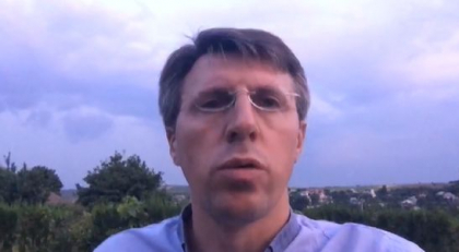Dorin Chirtoaca, intr-un live pe Facebook: "Puneti piciorul in prag, nu votati in Parlament pentru CC si CNA" - VIDEO