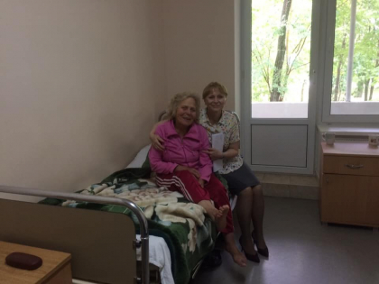 Ministrul Sanatatii, Ala Nemerenco, dupa ce a fost la spitalul din Carpineni: "Nu am avut niciodata intentia de a inchide vreun spital - nici la Carpineni, nici oricare altul. Eu vreau sa creez doua spitale regionale moderne in sud si nord" - FOTO