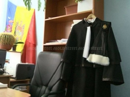 Seful, nasul, finul si altii. Cine sunt judecatorii vizati de ancheta procuraturii - mold-street.com Seful, nasul, finul si altii. Cine sunt judecatorii vizati de ancheta procuraturii - mold-street.com