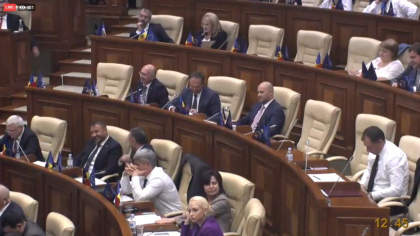 „In ce limba vorbiti?”. Cum au raspuns candidatii inaintati de Parlament pentru functia de judecatori la CC la intrebarea adresata de Pavel Filip
