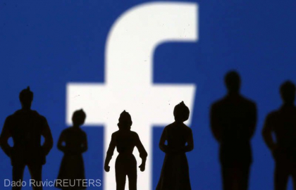 Facebook angajeaza ziaristi profesionisti pentru selectarea stirilor
