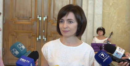 Ambasadorul RM la Moscova, chemat de ministrul de Externe, pentru a da explicatii despre cat de mult a cunoscut privind vizita ministrului rus al Apararii, Serghei Soigu, care a venit la noi in tara la invitatia lui Igor Dodon Ambasadorul RM la Moscova, chemat de ministrul de Externe, pentru a da explicatii despre cat de mult a cunoscut privind vizita ministrului rus al Apararii, Serghei Soigu, care a venit la noi in tara la invitatia lui Igor Dodon