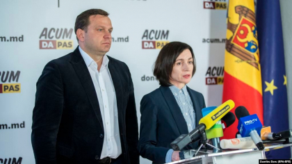 Blocul ACUM a depus actele pentru a se inregistra in calitate de concurent electoral la alegerile parlamentare noi din cele patru circumscriptii. Sergiu Litvinenco: „Blocul ACUM DA PAS are sanse reale sa castige cel putin 3 din ele” - FOTO Blocul ACUM a depus actele pentru a se inregistra in calitate de concurent electoral la alegerile parlamentare noi din cele patru circumscriptii. Sergiu Litvinenco: „Blocul ACUM DA PAS are sanse reale sa castige cel putin 3 din ele” - FOTO