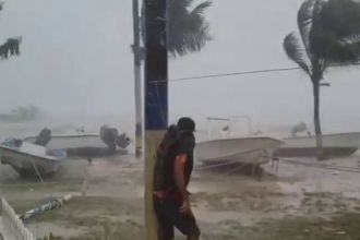 Uraganul Dorian, o „tragedie istorica”: 5 morti si distrugeri fara precedent in Bahamas Uraganul Dorian, o „tragedie istorica”: 5 morti si distrugeri fara precedent in Bahamas
