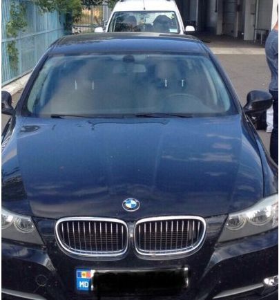 Un moldovean a ramas fara BMW-ul de mii de euro, cand a incercat sa intre in tara. "Surpriza" pe care a avut-o tanarul la granita - GALERIE FOTO Un moldovean a ramas fara BMW-ul de mii de euro, cand a incercat sa intre in tara. "Surpriza" pe care a avut-o tanarul la granita - GALERIE FOTO