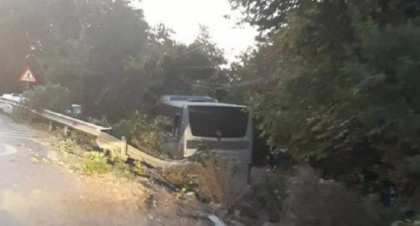 Accident cu un autocar plin de pasageri, in Eforie Nord. Bilantul ranitilor Accident cu un autocar plin de pasageri, in Eforie Nord. Bilantul ranitilor