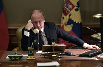 Cine este ”spionul” extras de CIA din Rusia. Poze cu acte de pe biroul lui Putin - GALERIE FOTO Cine este ”spionul” extras de CIA din Rusia. Poze cu acte de pe biroul lui Putin - GALERIE FOTO