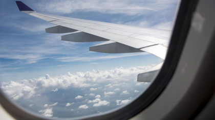 Directorul Autoritatii Aeronautice Civile si adjunctul sau, suspendati din functie la indicatiile lui Vadim Brinzan. Ministrul Economiei a numit un nou sef interimar Directorul Autoritatii Aeronautice Civile si adjunctul sau, suspendati din functie la indicatiile lui Vadim Brinzan. Ministrul Economiei a numit un nou sef interimar