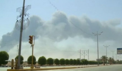 Pretul petrolului a explodat dupa atacul cu drone asupra rafinariilor din Arabia Saudita Pretul petrolului a explodat dupa atacul cu drone asupra rafinariilor din Arabia Saudita