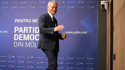 Vlad Plahotniuc indica intr-o noua declaratie de avere ca si-a vandut toate masinile si casele pe care le-a avut in Moldova: imobilele lui Andrian Candu, iar automobilele lui Pavel Grosu. Totul in valoare de peste 10 milioane de lei/ DOC Vlad Plahotniuc indica intr-o noua declaratie de avere ca si-a vandut toate masinile si casele pe care le-a avut in Moldova: imobilele lui Andrian Candu, iar automobilele lui Pavel Grosu. Totul in valoare de peste 10 milioane de lei/ DOC