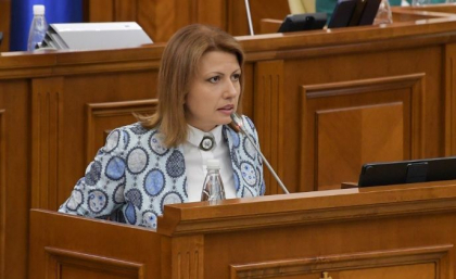 Deputata Arina Spataru si-a anuntat demisia din functia de membru al Biroului Politic Permanent al PPDA: "Suntem martorii schimbarilor in partid, care contravin principiilor programate"