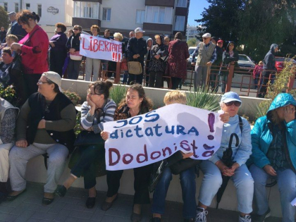 URMARESTE LIVE. Protest in sustinerea deputatelor Partidului Sor - Marina Tauber si Reghina Apostolova