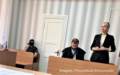 Ca si atunci cand a fost retinuta? Cum arata Marina Tauber dupa doua zile de aflare in izolatorul CNA - FOTO Ca si atunci cand a fost retinuta? Cum arata Marina Tauber dupa doua zile de aflare in izolatorul CNA - FOTO