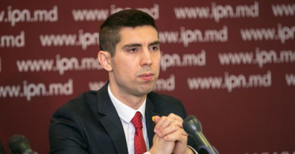 Mihai Popsoi despre decizia lui Ticu de a candida la sefia capitalei: "Daca pentru asta merita sa dai cu piciorul in cei care au muncit si te-au adus in Parlament? Un barbat adevarat intr-o asemenea situatie isi depune mandatul" Mihai Popsoi despre decizia lui Ticu de a candida la sefia capitalei: "Daca pentru asta merita sa dai cu piciorul in cei care au muncit si te-au adus in Parlament? Un barbat adevarat intr-o asemenea situatie isi depune mandatul"
