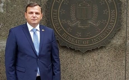 Aflat intr-o vizita in SUA, Andrei Nastase se lauda ca a reusit sa obtina un sprijin de la FBI in localizarea si aducerea lui Plahotniuc si Sor in fata justitiei din RM: „Am reusit sa pun in mod oficial pe agenda FBI furtul miliardului, laundromatul mafiei internationale si toate celelalte scheme” - FOTO Aflat intr-o vizita in SUA, Andrei Nastase se lauda ca a reusit sa obtina un sprijin de la FBI in localizarea si aducerea lui Plahotniuc si Sor in fata justitiei din RM: „Am reusit sa pun in mod oficial pe agenda FBI furtul miliardului, laundromatul mafiei internationale si toate celelalte scheme” - FOTO