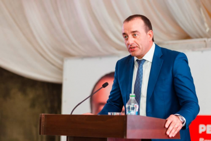 Petru Jardan nu este in tara, dar da asigurari ca se intoarce in ceteva zile: „Am aflat ca Procuratura a solicitat ridicarea imunitatii mele in parlamentul RM. Nu am de gand sa ma ascund sau sa plec, pentru ca nu am absolut motive sa fac acest lucru” Petru Jardan nu este in tara, dar da asigurari ca se intoarce in ceteva zile: „Am aflat ca Procuratura a solicitat ridicarea imunitatii mele in parlamentul RM. Nu am de gand sa ma ascund sau sa plec, pentru ca nu am absolut motive sa fac acest lucru”