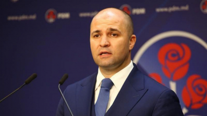 Reactia lui Vladimir Cebotari dupa ce Procurorul General a cerut sa-i fie ridicata imunitatea: „Eu am executat o decizie luata cu mana doamnei Sandu, care a avut libertatea de a vota pentru sau impotriva concesionarii. Daca eu sunt vinovat, ce este cu Maia Sandu?”