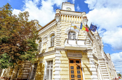 21 de pretendenti vor sa intre in batalia pentru fotoliul de primar de Chisinau. Sapte, inregistrati oficial