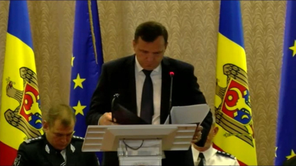 Andrei Nastase despre alegerile locale: "Se va interzice implicarea politica, intimidarea si influentarea cetatenilor in perioada electorala" Andrei Nastase despre alegerile locale: "Se va interzice implicarea politica, intimidarea si influentarea cetatenilor in perioada electorala"