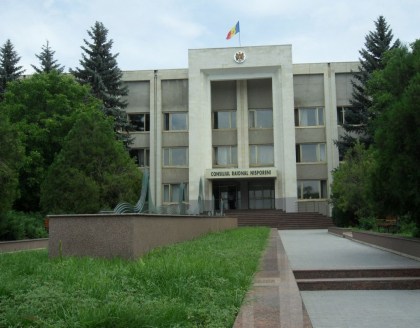 Opt candidati se vor duela pentru fotoliul de deputat in circumscriptia nr. 17, care anterior a fost castigata de Vlad Plahotniuc