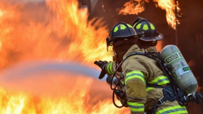 Tragedie la Briceni. Un barbat a ars de viu, dupa ce casa in care se afla a luat foc 