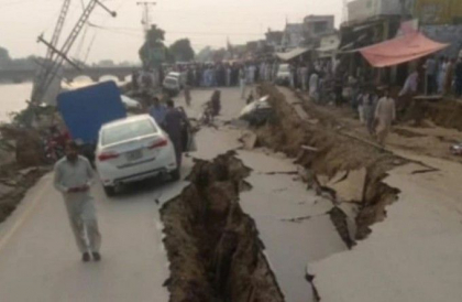 Cutremur puternic in Pakistan: drumuri surpate, cladiri prabusite, peste 100 de victime Cutremur puternic in Pakistan: drumuri surpate, cladiri prabusite, peste 100 de victime