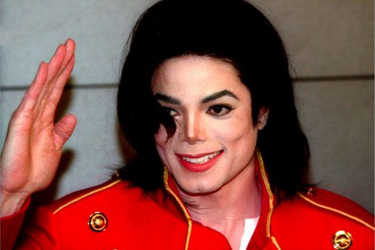 Mostenirea ramasa de la Michael Jackson a generat, postum, venituri care depasesc datoriile starului pop